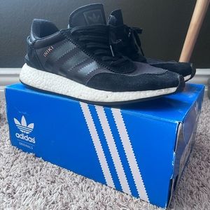 Adidas Iniki Runner B2100 Core Black Sz 8.5
